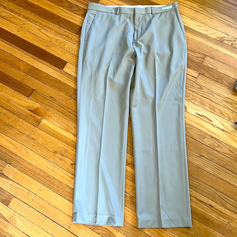 Perry Ellis Folio-Flex Comfort Waist Khaki Dress Pants | Size 36 x 32